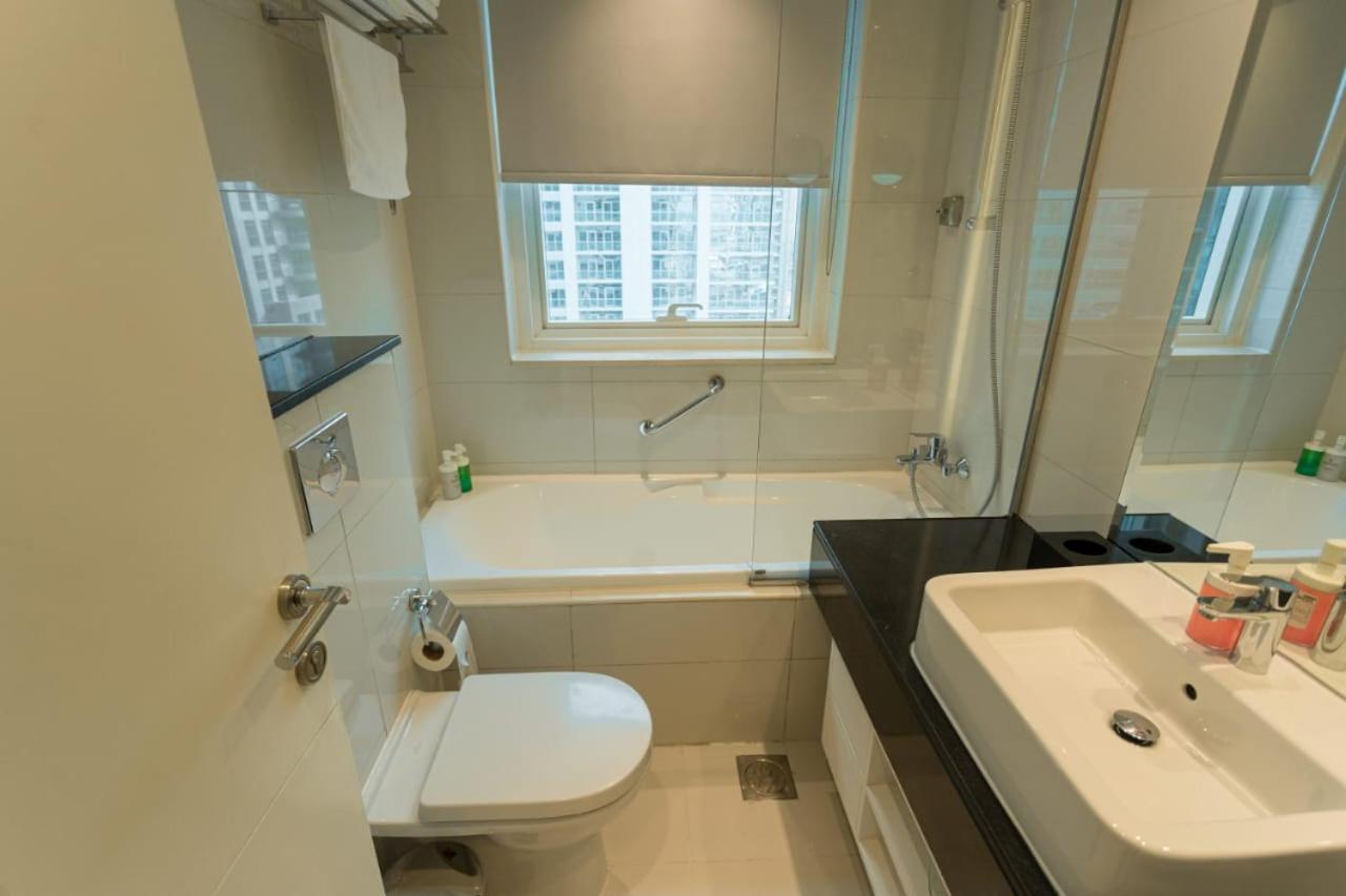 Waterfront Downtown- Damac Maison Canal View Dubai Ngoại thất bức ảnh